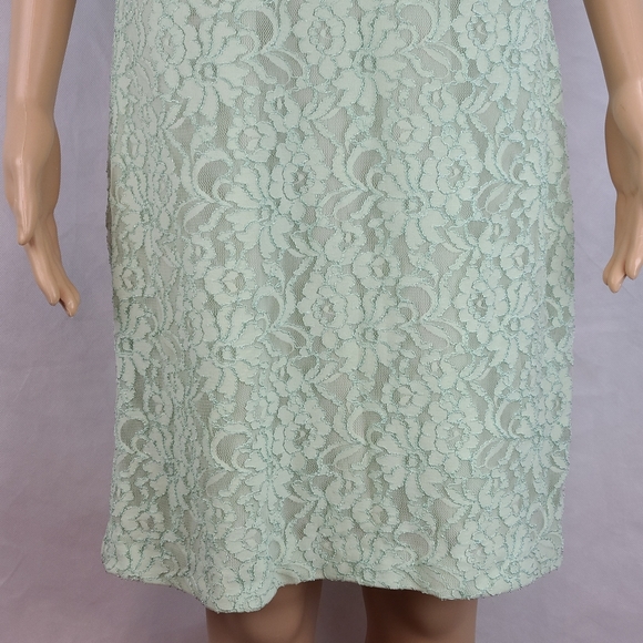 New York & Company Stretch  Women's (M) Mint Green Lace Sleeveless Sheath Dress - Picture 3 of 12